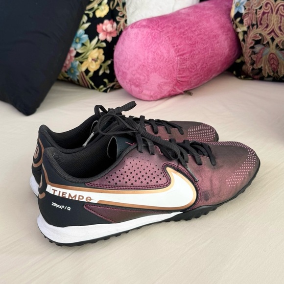 NIKE Tiempo Legend 9 Academy TF Turf Football Boots in Purple Size 7.5 - Picture 6 of 9